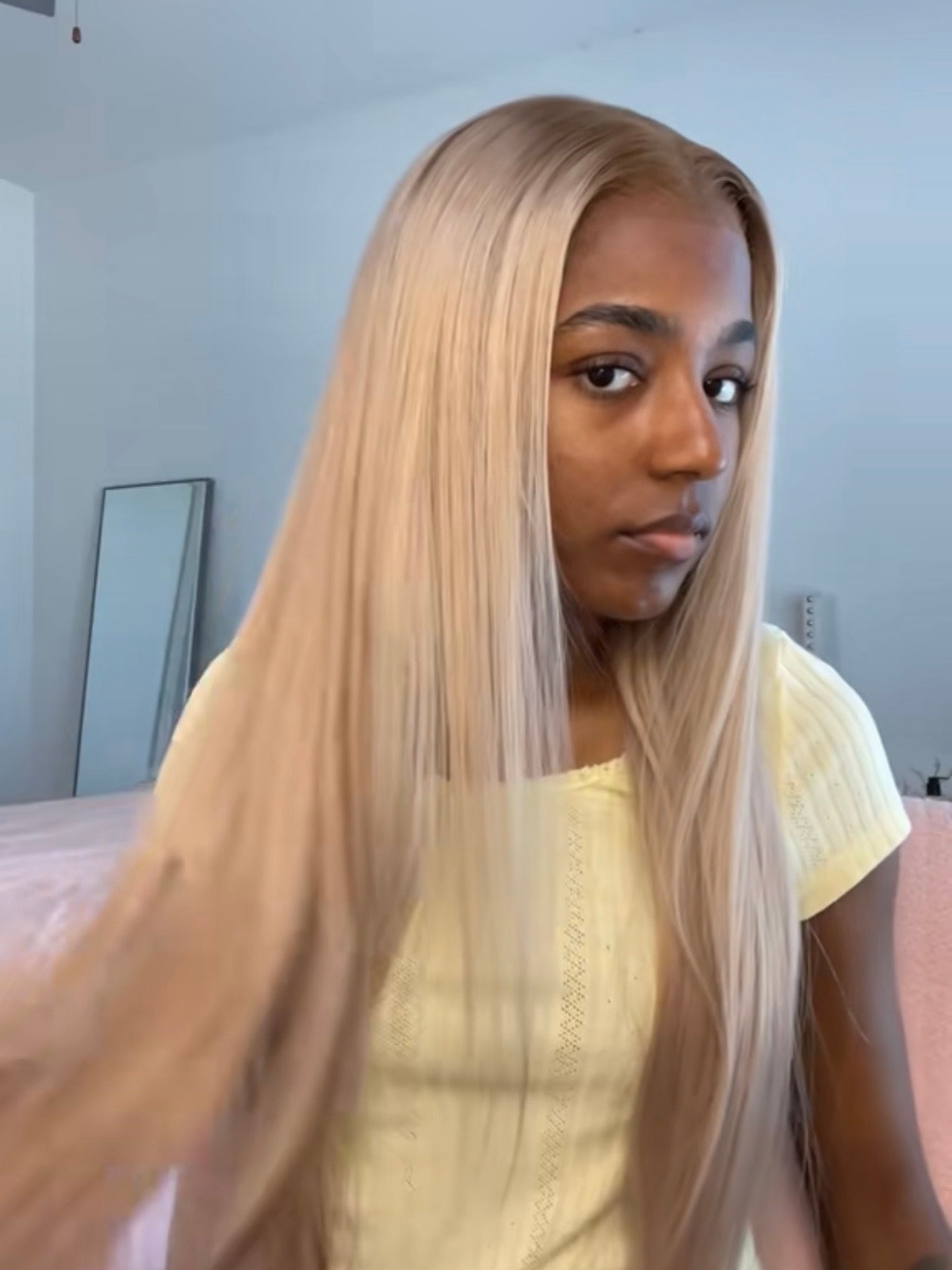 MEGALOOK 13x6 Ash Wig