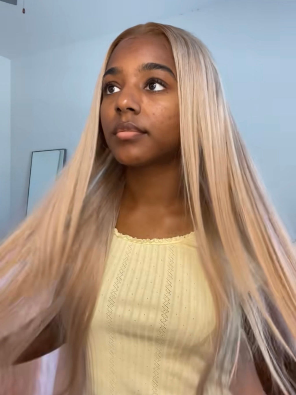 MEGALOOK 13x6 Ash Wig